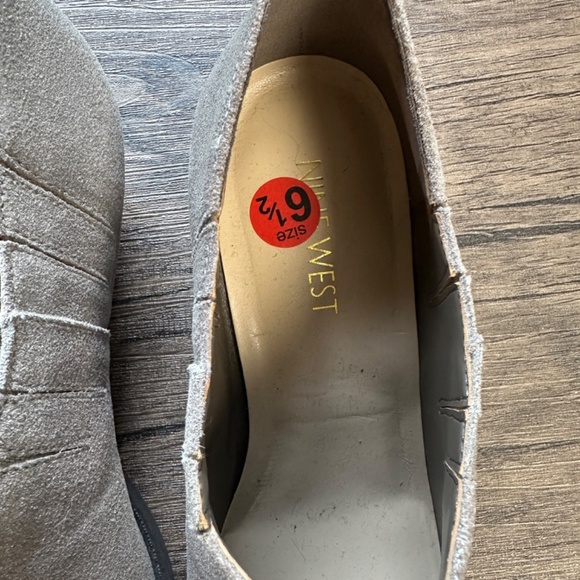 *NINE WEST* Silver x Brown Low-Cut Boots Size 6.5 - Picture 4 of 9